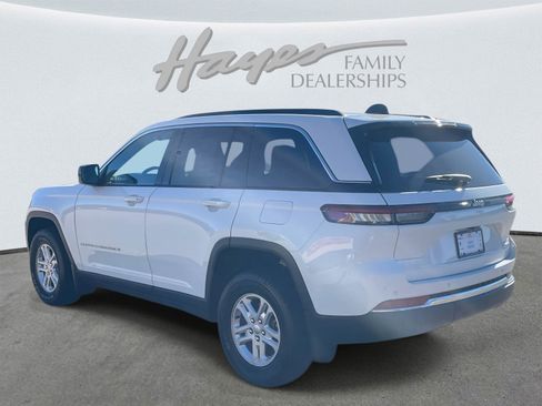 Certified 2024 Jeep Grand Cherokee Laredo w/ MOPAR Finishing Package RWD image 23