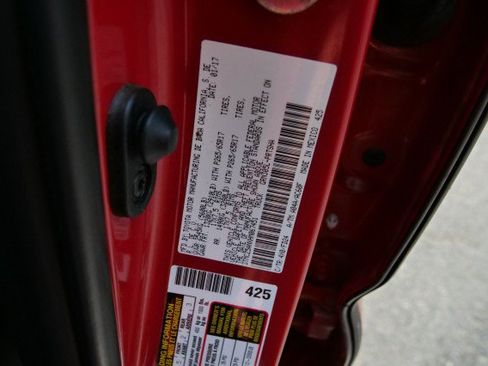 Used 2017 Toyota Tacoma TRD Sport w/ Premium & Technology Package AWD/4WD image 41