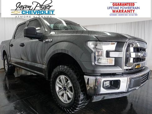 Used 2017 Ford F150 XLT image 1