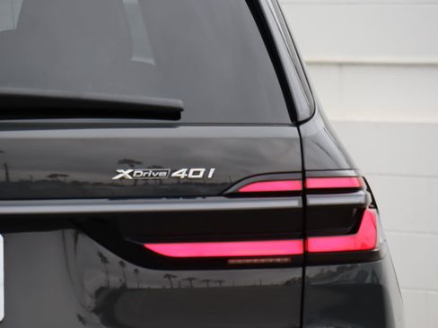 Used 2026 BMW X7 xDrive40i w/ Dynamic Handling Package image 6