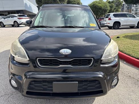 Used 2013 Kia Soul ! FWD image 8