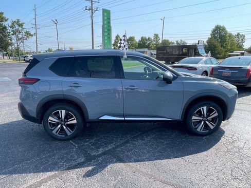 Used 2023 Nissan Rogue SL w/ SL Premium Package FWD image 9