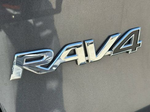Certified 2025 Toyota RAV4 XLE AWD/4WD image 11