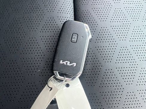 Used 2024 Kia Seltos SX w/ SX Sunroof Package AWD/4WD image 27
