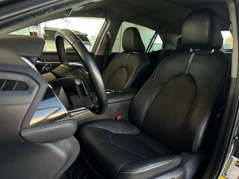 Used 2021 Toyota Camry XSE w/ Cold Weather Package image 13