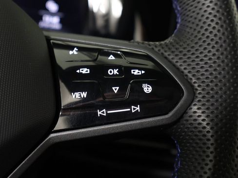 Used 2024 Volkswagen Golf R AWD/4WD image 49