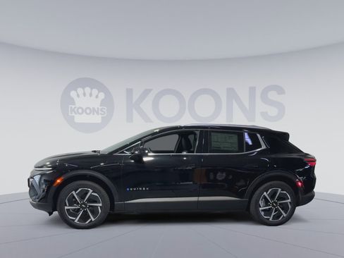 New 2026 Chevrolet Equinox EV LT image 7