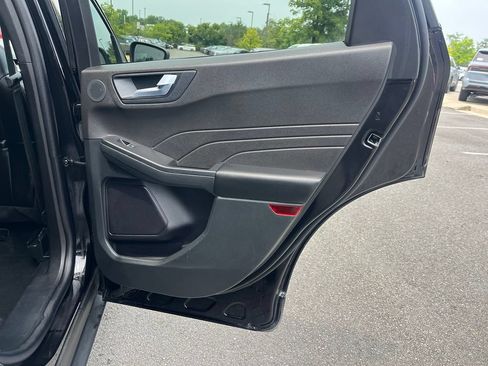 Used 2024 Ford Escape ST-Line Elite w/ Premium Technology Package AWD/4WD image 18