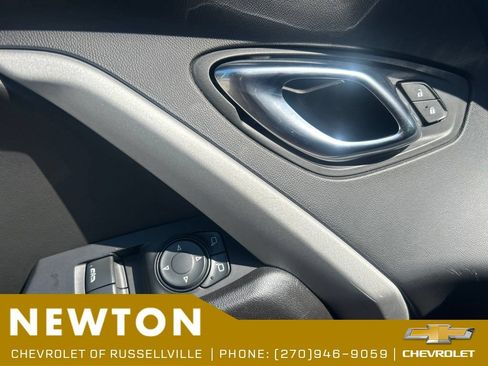 Used 2020 Chevrolet Camaro LT RWD image 8