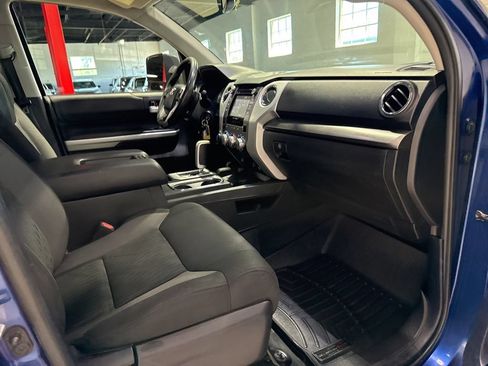Used 2014 Toyota Tundra SR5 w/ TRD Off Road Package AWD/4WD image 38