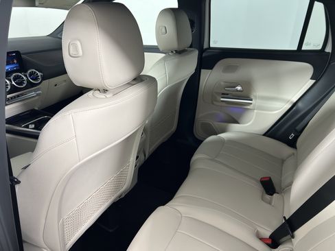 New 2026 Mercedes-Benz GLA 250 4MATIC image 21