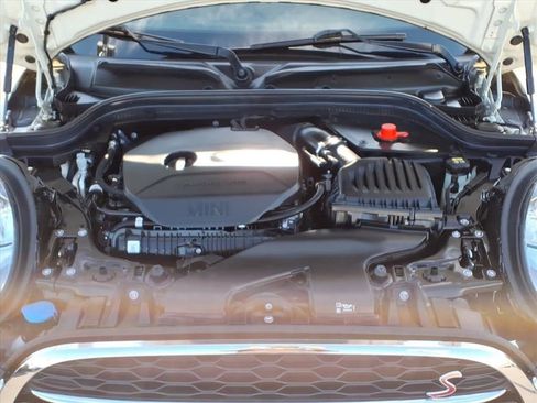 Used 2018 MINI Cooper S image 15