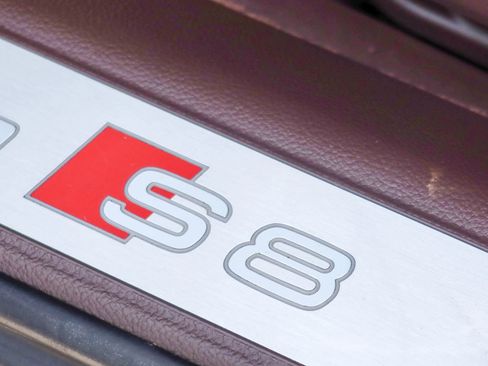 Used 2013 Audi S8 w/ Full Leather Pkg image 14