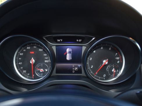 Used 2019 Mercedes-Benz GLA 250 4MATIC image 17