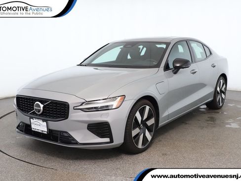 Used 2024 Volvo S60 T8 Ultimate w/ Climate Package image 1