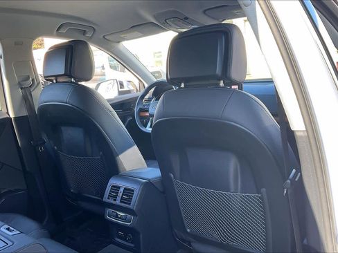 Used 2023 Audi Q5 2.0T Premium image 19