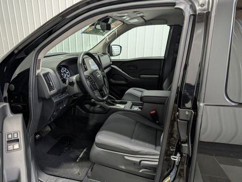 Used 2025 Nissan Frontier S image 13