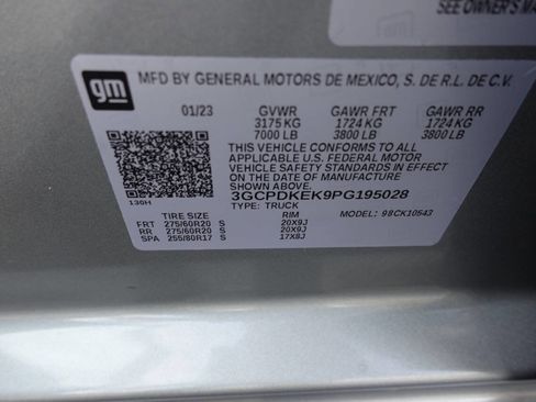 Used 2023 Chevrolet Silverado 1500 LT AWD/4WD image 19