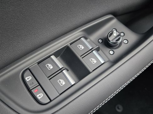 New 2026 Audi Q7 3.0T Premium Plus image 15