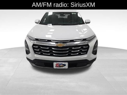 New 2026 Chevrolet Equinox LT w/ Safety and Technology Package FWD image 9