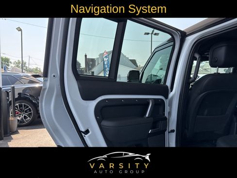 Used 2023 Land Rover Defender 110 V8 image 9