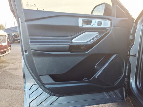 Used 2023 Ford Explorer ST w/ Equipment Group 401A image 21
