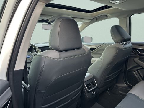 Used 2024 Subaru Outback Onyx Edition image 29