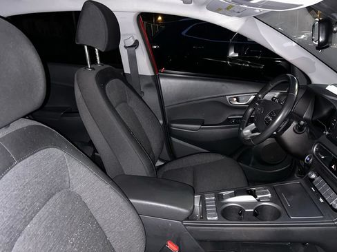 Used 2021 Hyundai Kona SEL FWD image 8