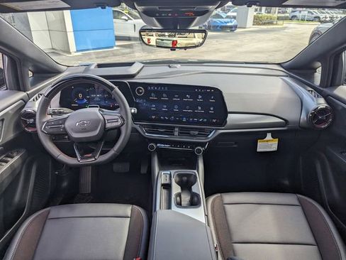 New 2026 Chevrolet Equinox EV RS w/ Active Safety Package 3 AWD/4WD image 9