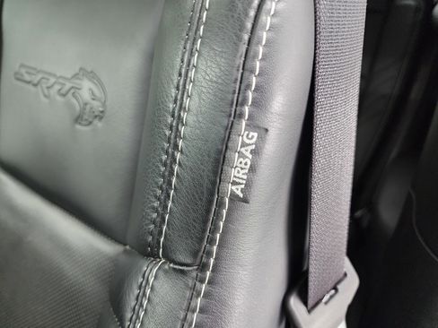 Used 2018 Dodge Challenger SRT Hellcat image 36