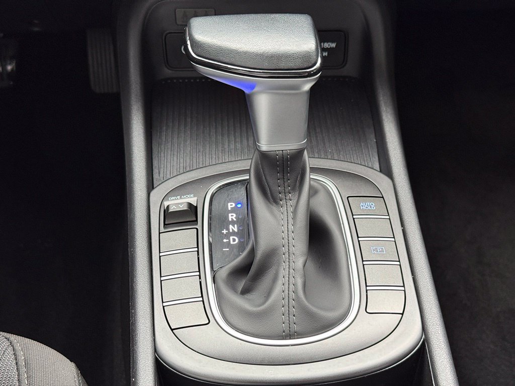 Used 2025 Hyundai Kona SEL FWD image 17
