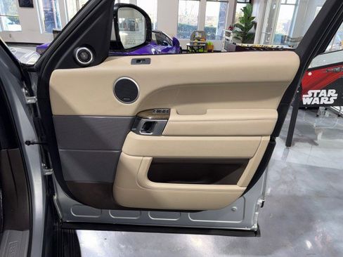 Used 2016 Land Rover Range Rover Sport HSE image 66