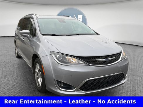 Used 2020 Chrysler Pacifica Touring-L Plus w/ Tire & Wheel Group image 1