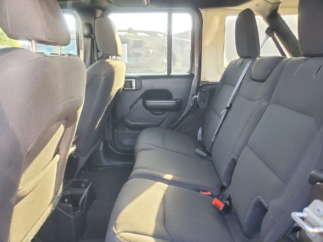 Used 2021 Jeep Wrangler Unlimited Sport AWD/4WD image 27