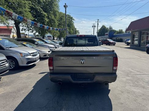 Used 2012 RAM 1500 Express RWD image 5