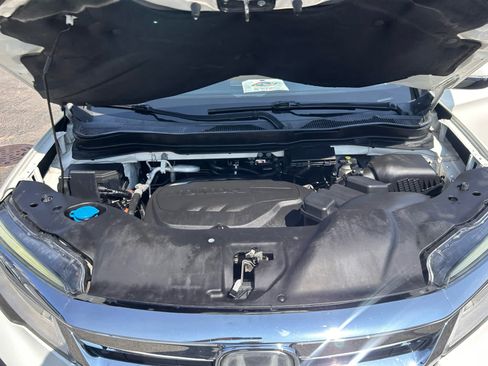 Used 2019 Honda Pilot Touring image 32