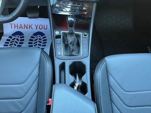 Certified 2025 Volkswagen Jetta SEL image 16