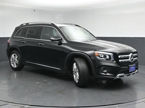 Used 2022 Mercedes-Benz GLB 250 4MATIC image 6