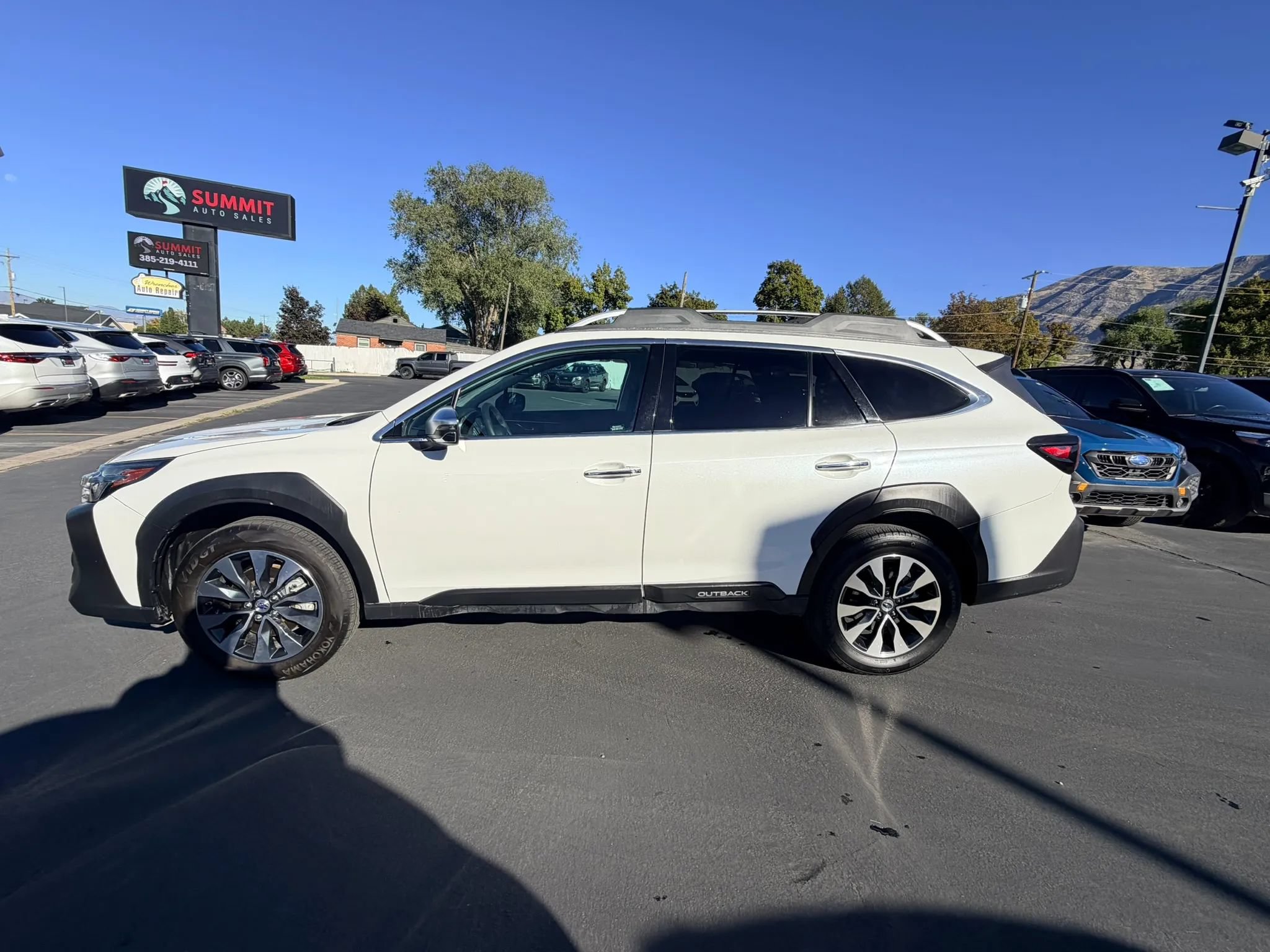 Used 2024 Subaru Outback Touring AWD/4WD image 6