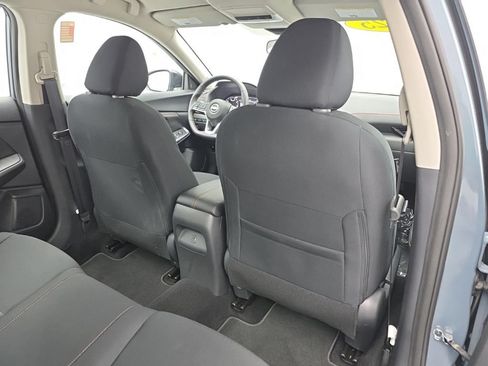 Used 2025 Nissan Sentra SR FWD image 39