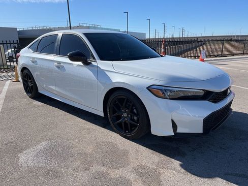 Used 2025 Honda Civic Sport image 3