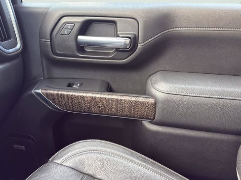 Used 2022 GMC Sierra 2500 Denali w/ Technology Package image 24