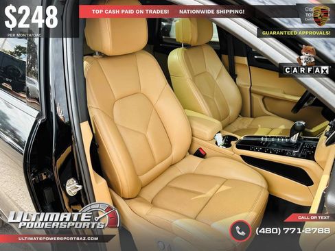 Used 2018 Porsche Macan Sport Edition AWD/4WD image 31