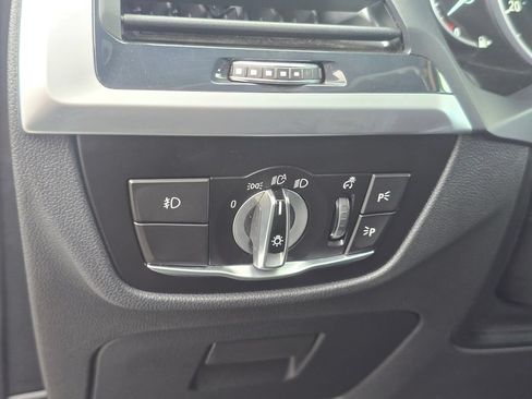Used 2019 BMW X4 xDrive30i w/ M Sport Package AWD/4WD image 27