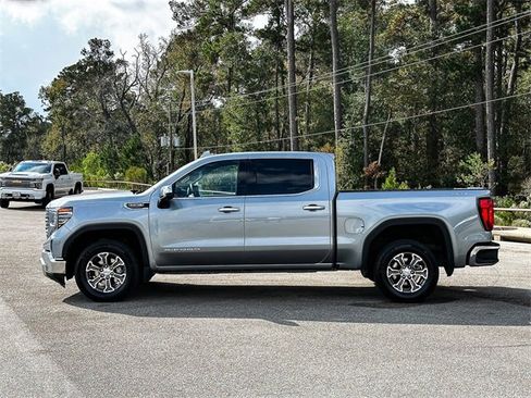 Used 2025 GMC Sierra 1500 SLT image 5