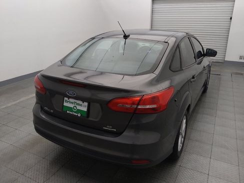 Used 2016 Ford Focus SE FWD image 7
