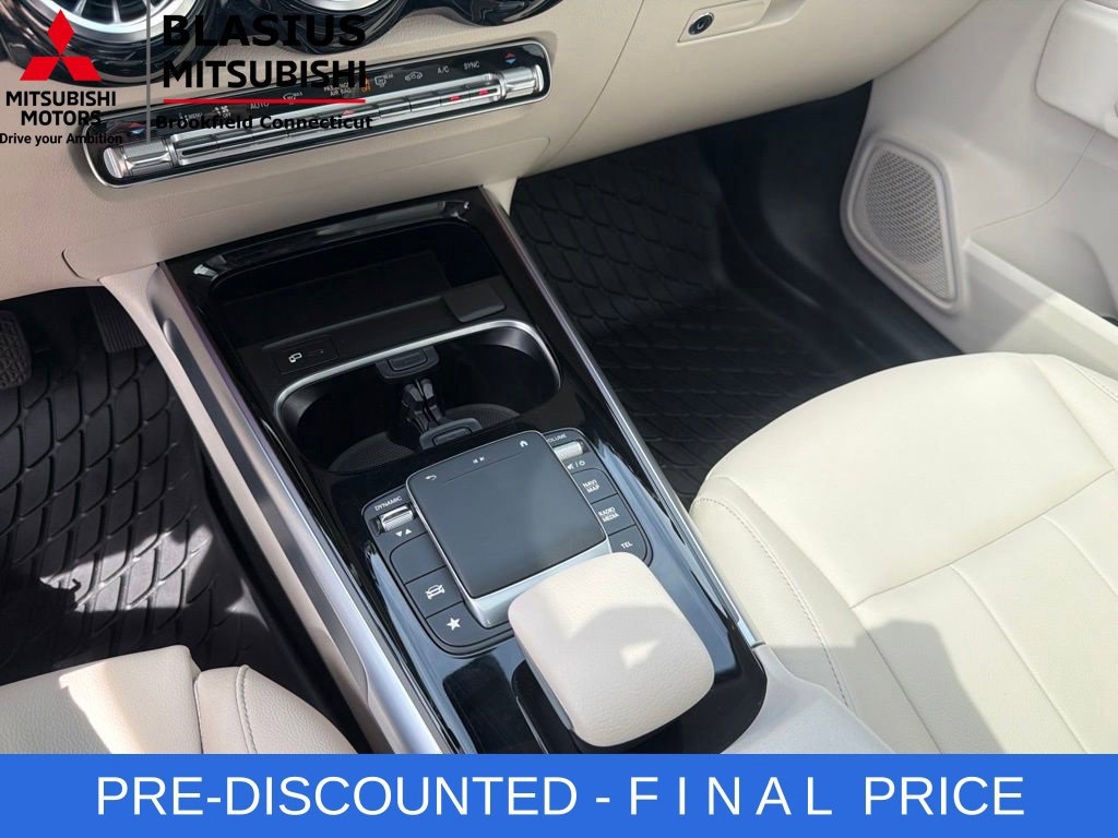 Used 2022 Mercedes-Benz GLB 250 4MATIC w/ Premium Package Lite image 36