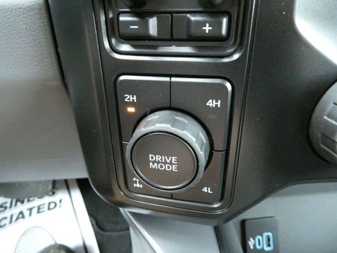 New 2026 Ford F250 XLT w/ XLT Premium Package AWD/4WD image 24