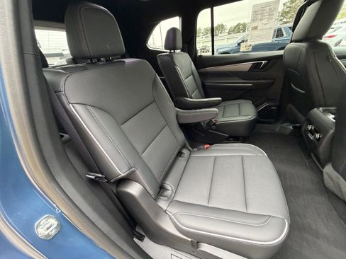 Used 2025 Buick Enclave Preferred image 20