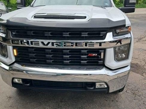 Used 2020 Chevrolet Silverado 2500 LT w/ All Star Edition AWD/4WD image 2